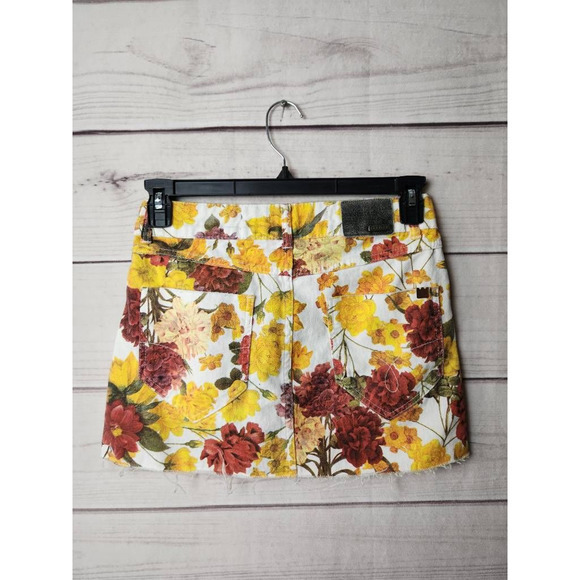 Afghan Womens Jean‎ Skirt Multicolor Floral Mini Pockets Fray Hem Zip Denim 38 - Picture 2 of 6